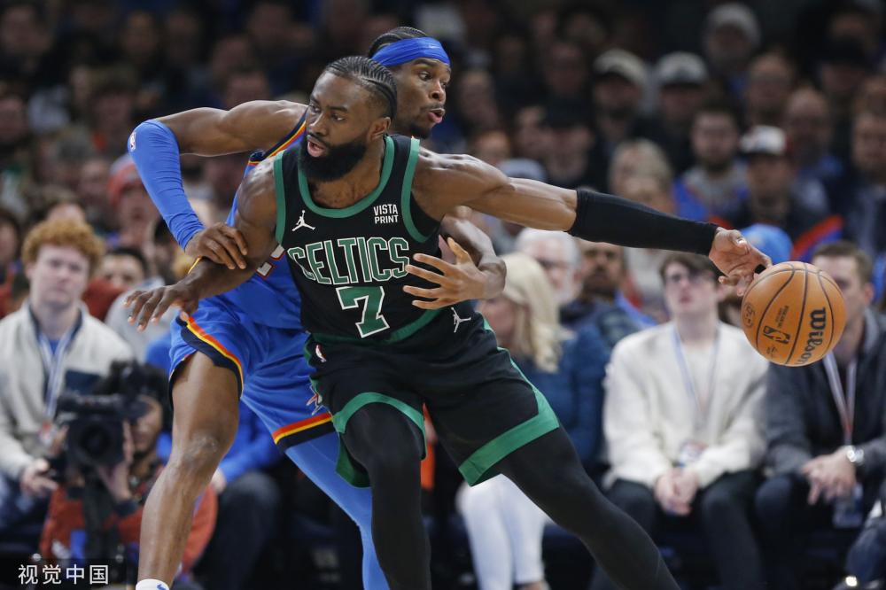 11球，巴萨是欧冠改制以来打入乌龙球最多的球队